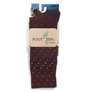 BALEGA Plum Footzen Polka Dot Crew Length Socks